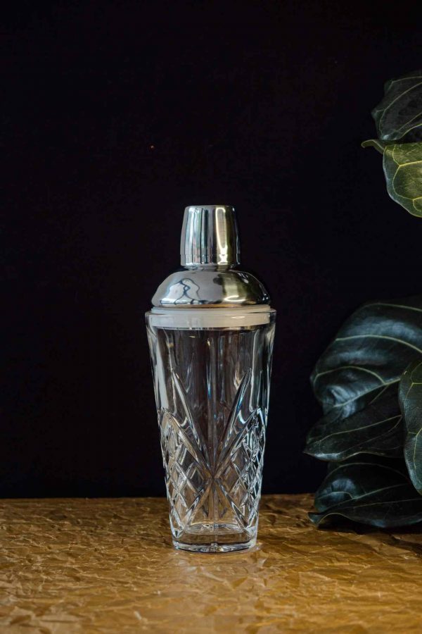 Organize sapatos com estilo com o Sapateiro Shaker 'Cristal'. Mantenha os seus sapatos arrumados e elegantes em casa! Compre já.