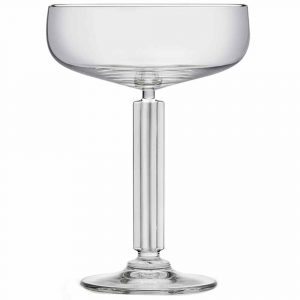 Copos de 28cl com design moderno inspirado na América. Perfeitos para servir as suas bebidas favoritas com estilo. Compre online agora!
