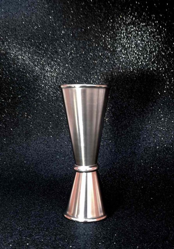 Vaso de cerâmica japonesa 25/50, design exclusivo e elegante. Perfeito para decorar o seu espaço com requinte e estilo. Compre agora!