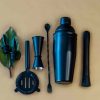 Conjunto de barras em preto fosco para um visual elegante e moderno. Alavanque a sua experiência de treino com este kit de qualidade premium. Compre online!