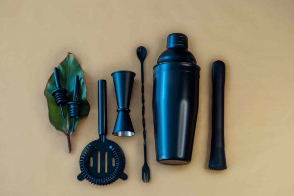 Conjunto de barras em preto fosco para um visual elegante e moderno. Alavanque a sua experiência de treino com este kit de qualidade premium. Compre online!