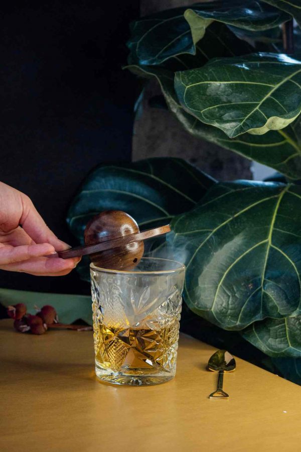 Kit de fumeiro de cocktail com lascas de madeira para culinária defumada artesanal - ideal para aperitivos gourmet. Entrega rápida!