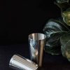Agite com estilo com o Shaker Boston Prata 750/600. Praticidade e elegância em cada batida. Ideal para preparar os seus batidos favoritos!